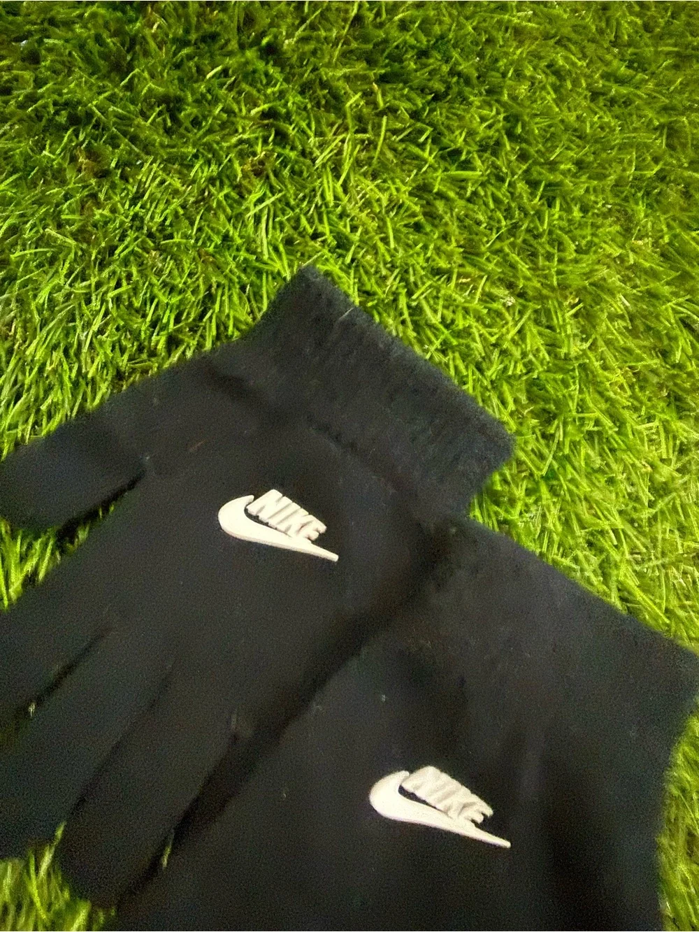 Nike youth gloves